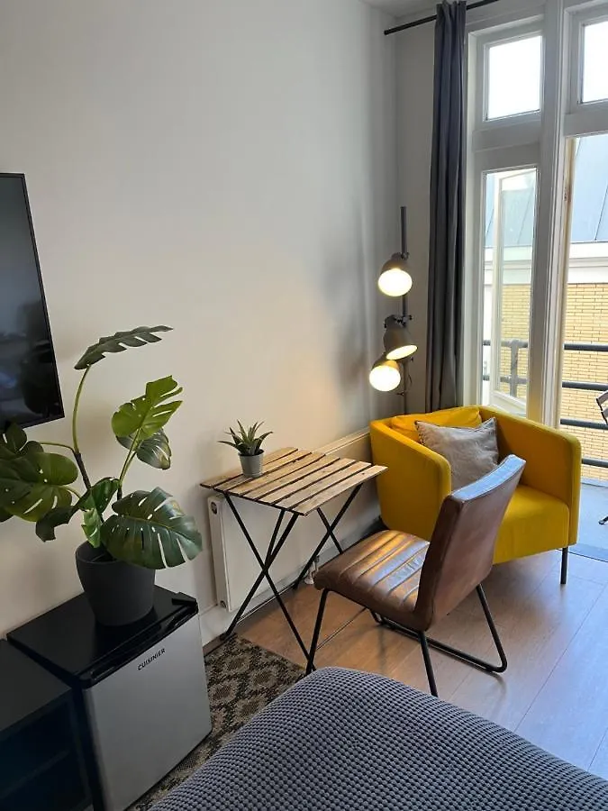 Modern Hideout Ace Location Bed and Breakfast Amsterdam